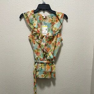 BONGO Floral Flutter Sleeve Top